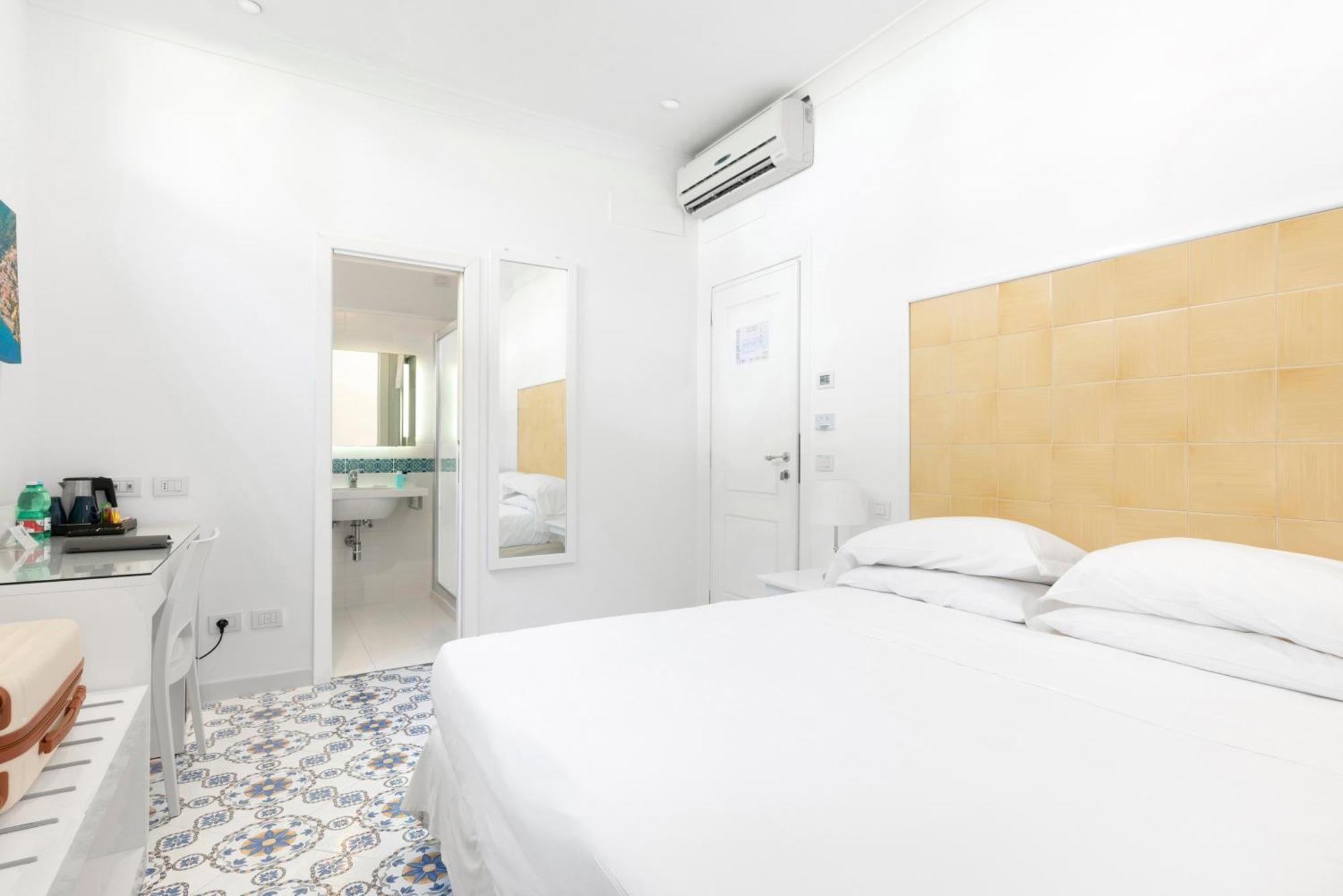 Hotel Bougainville Positano Ruang foto
